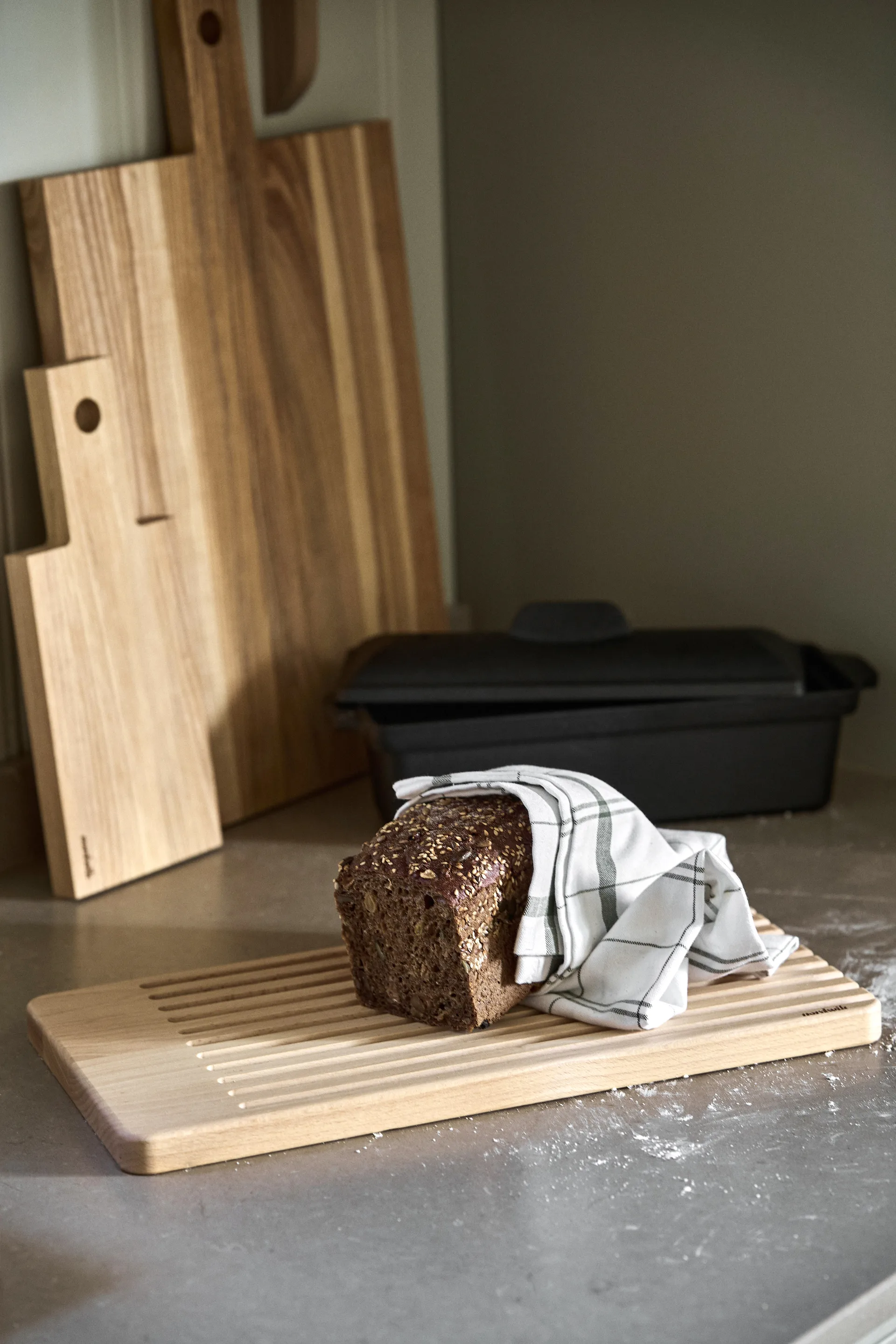 Nordwik leipävuoka kannella 34 cm, Valurauta Nordwik