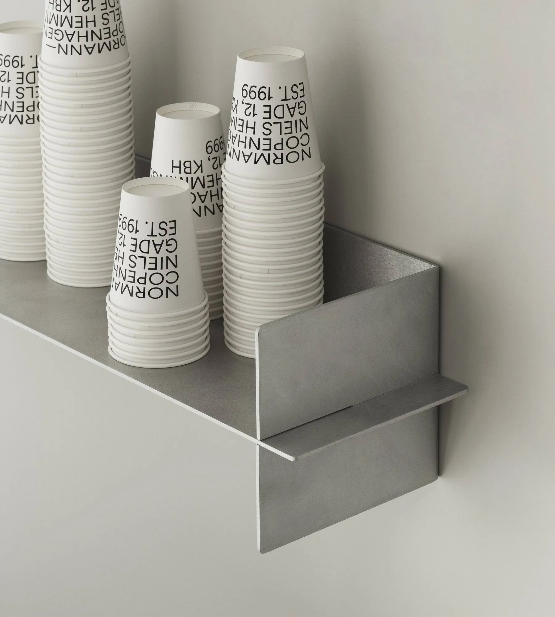 Alu Shelf hylly 60 cm, Alumiini Normann Copenhagen