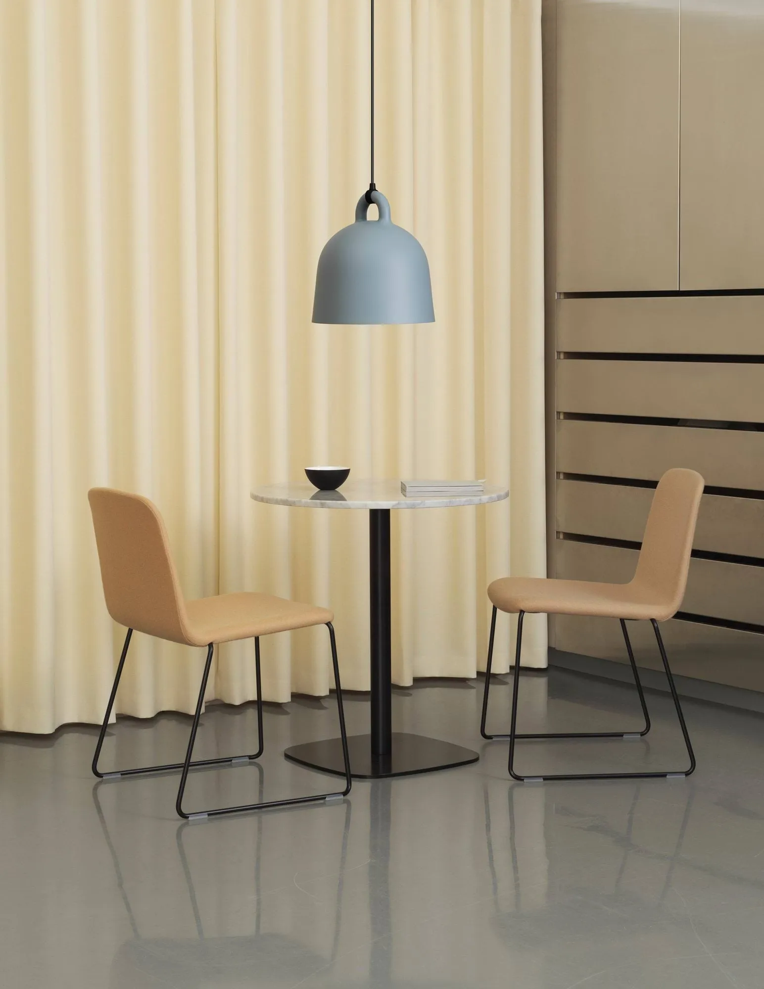 Bell valaisin harmaa, medium Normann Copenhagen
