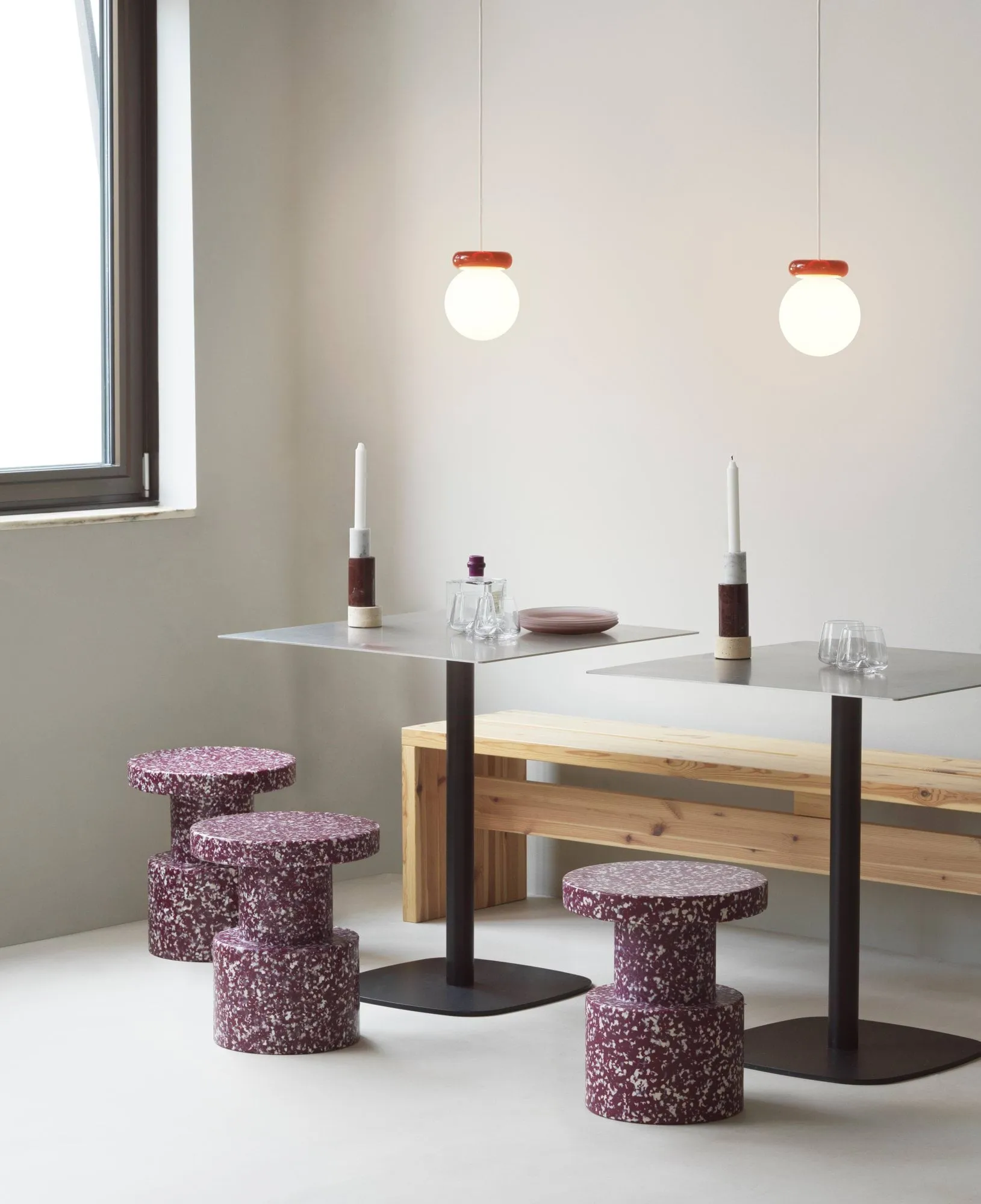 Bit palli, Burgundin punainen Normann Copenhagen