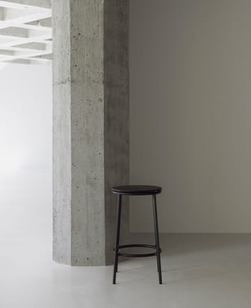 Circa baarijakkara 65 cm - Musta tammi - Normann Copenhagen