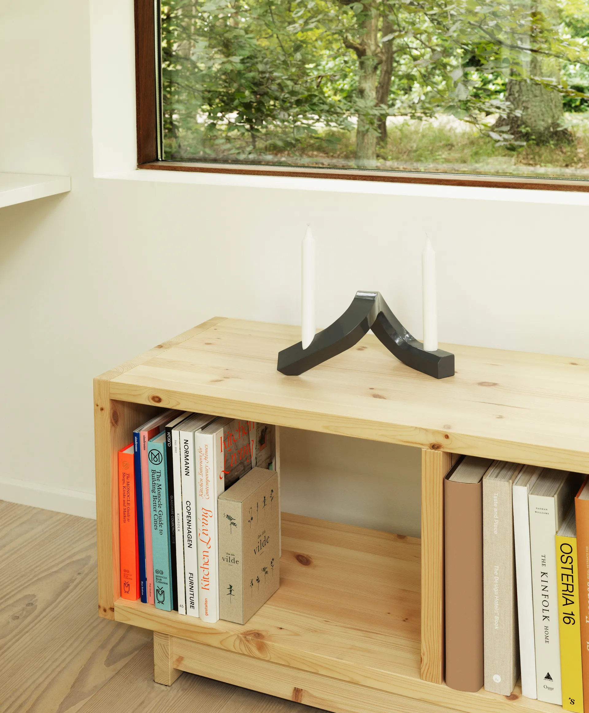 Crooked kynttilänjalka 2, Grey Normann Copenhagen