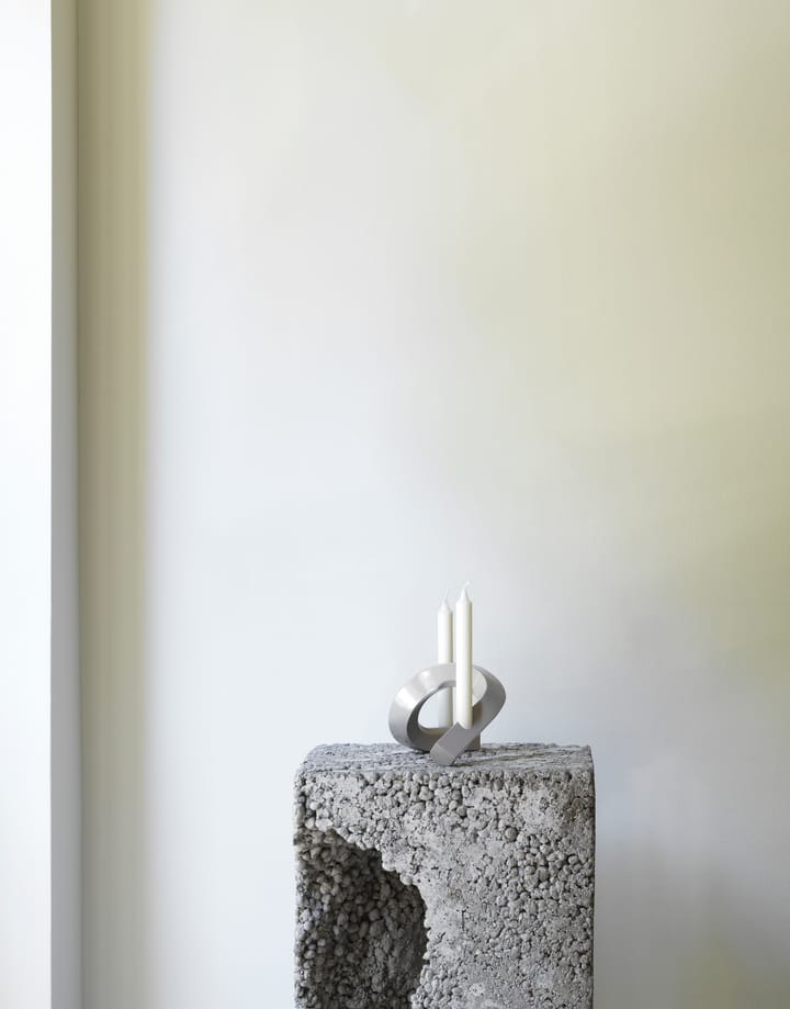 Crooked kynttilänjalka 2, Warm grey Normann Copenhagen