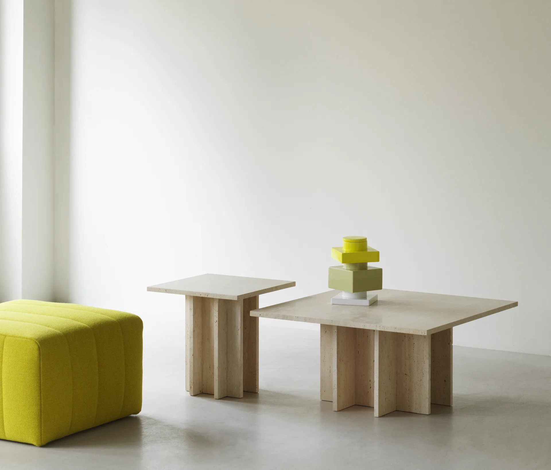 Edge sohvapöytä large, Travertine Normann Copenhagen
