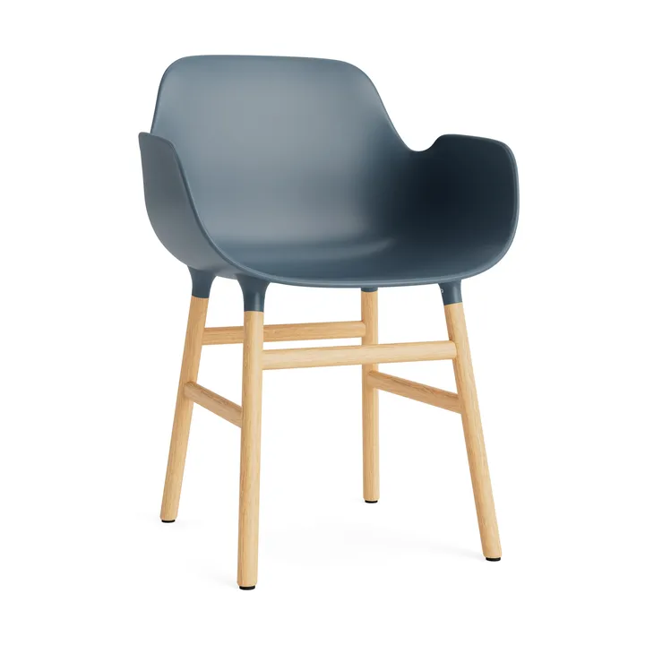 Form käsinojallinen tuoli - Blue, tammijalat - Normann Copenhagen