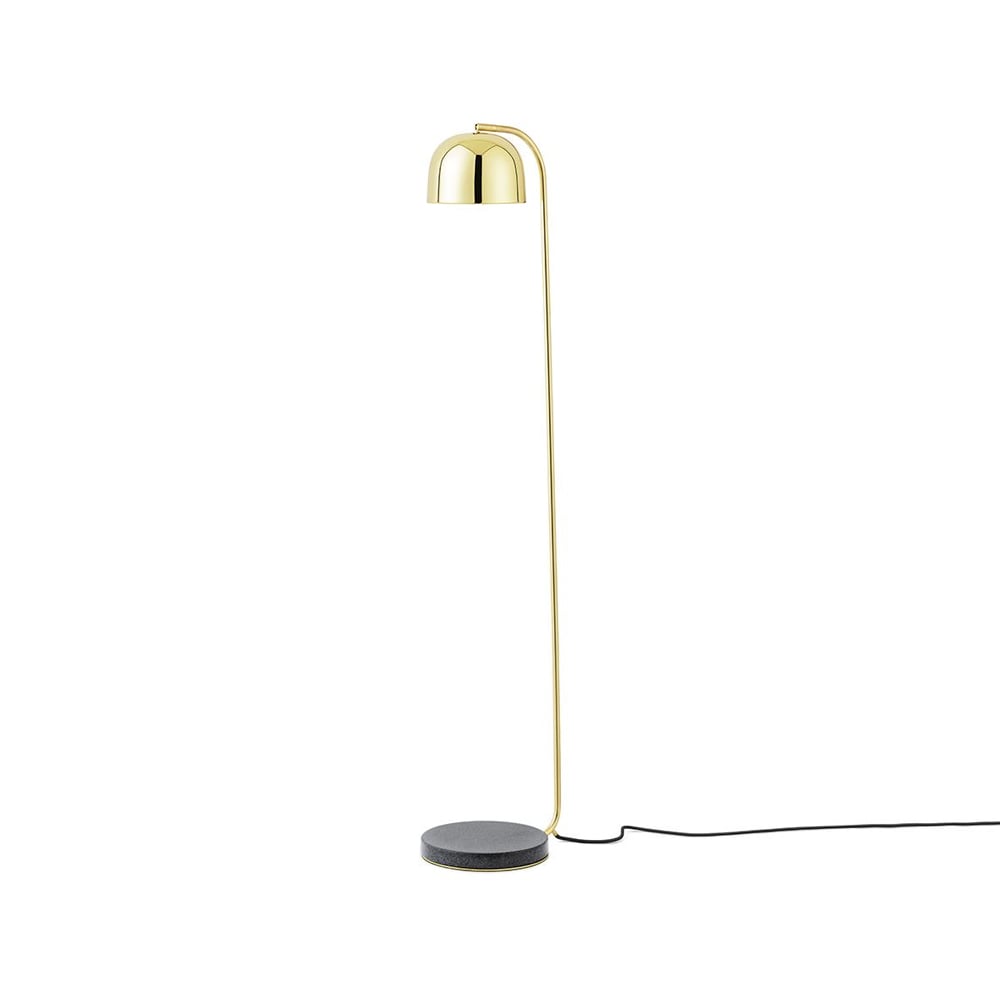 Normann Copenhagen Grant lattiavalaisin Brass | Skandinaavinen Sisustus | Lattiavalaisimet | Kullanvärinen