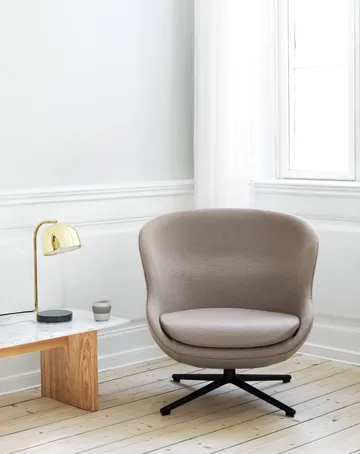 Grant pöytävalaisin - Brass - Normann Copenhagen