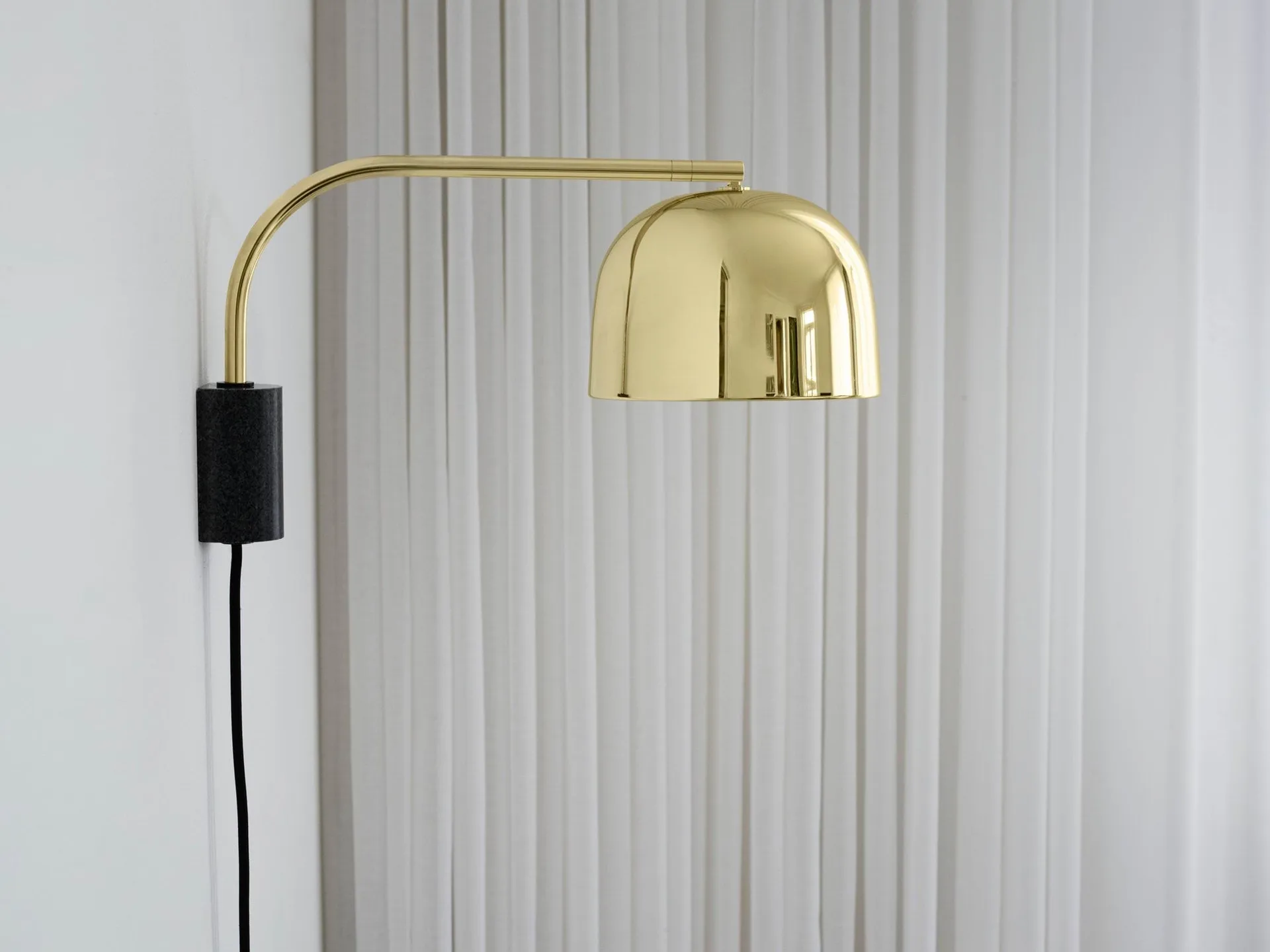 Grant seinävalaisin, Brass, pieni - teräs, graniitti Normann Copenhagen