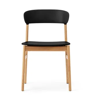 Herit tuoli tammea - Musta - Normann Copenhagen