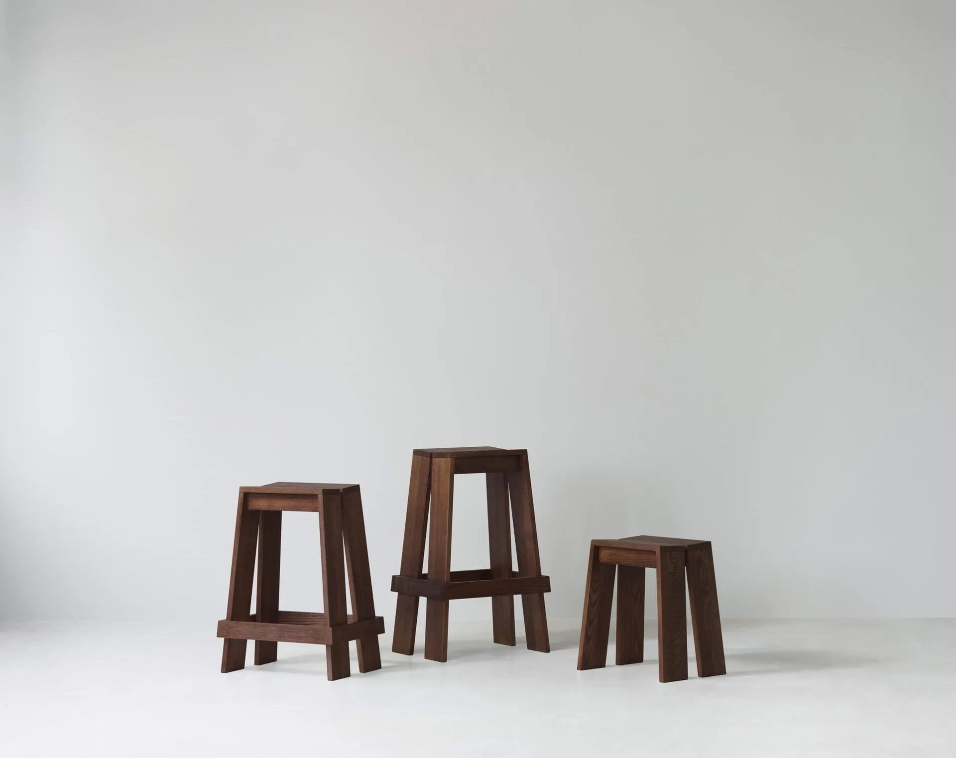 Let Jakkara, Brown Stained Ash Normann Copenhagen