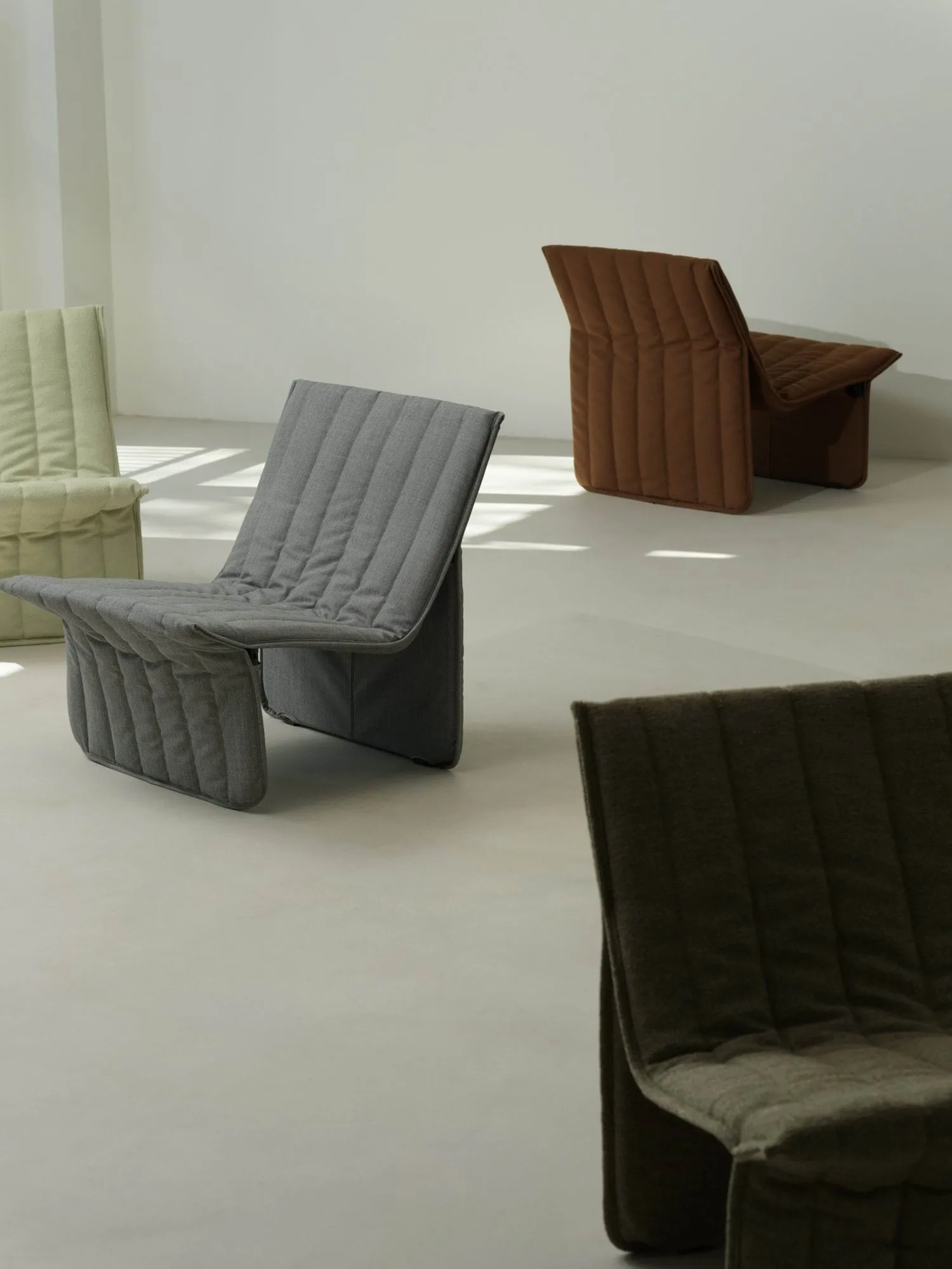 Limit nojatuoli, Remix 223 beige Normann Copenhagen