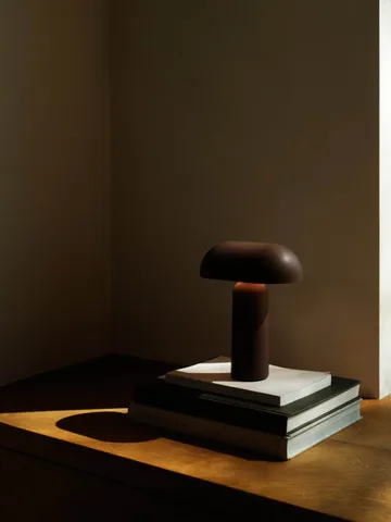 Porta pöytävalaisin - Brown - Normann Copenhagen