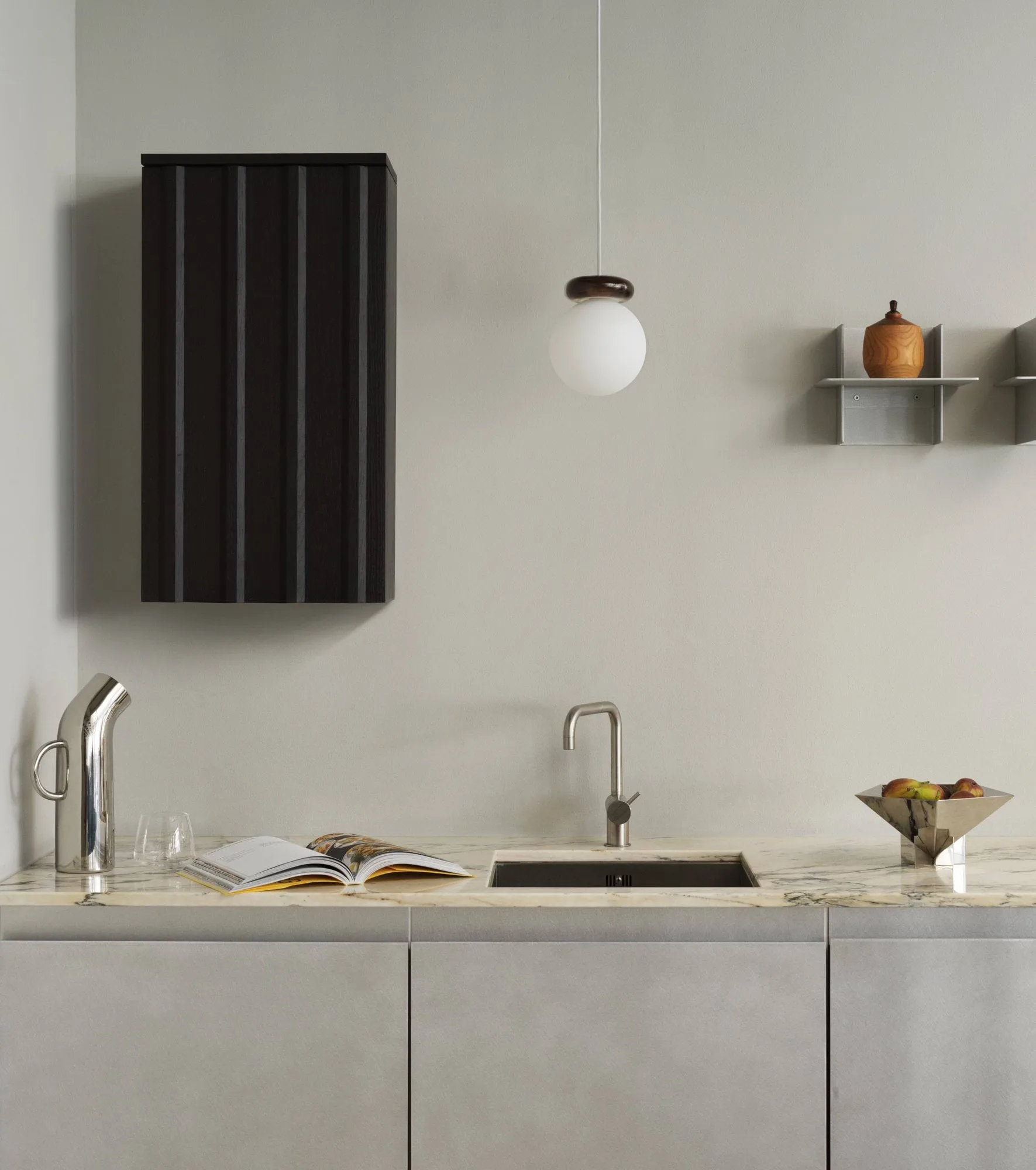 Rib seinäkaappi, Soft black, 73x40x23 cm Normann Copenhagen