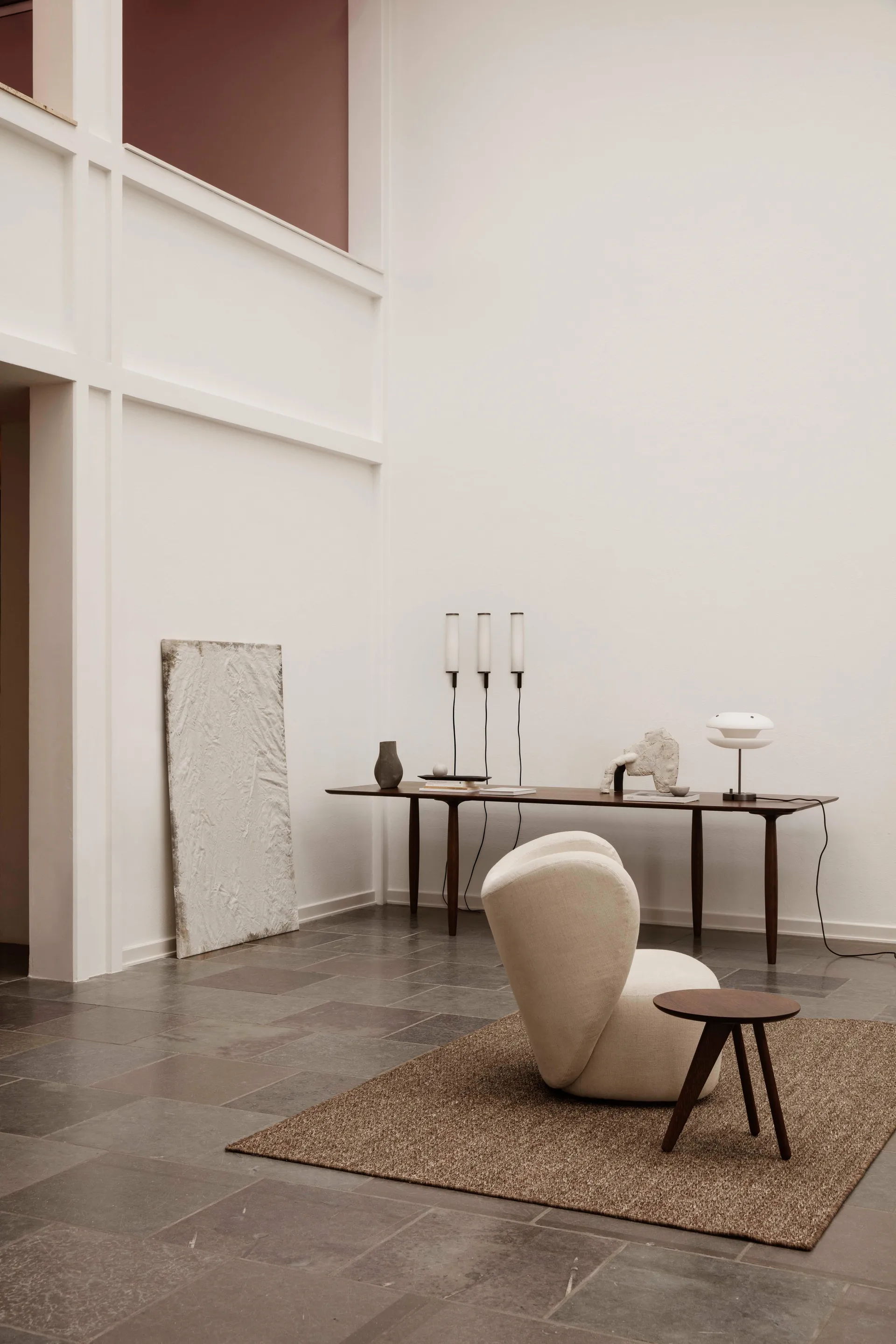 Fin sivupöytä Ø40 cm, Dark smoked oak NORR11