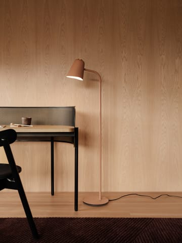 Me Dim -lattiavalaisin - Warm beige - Northern