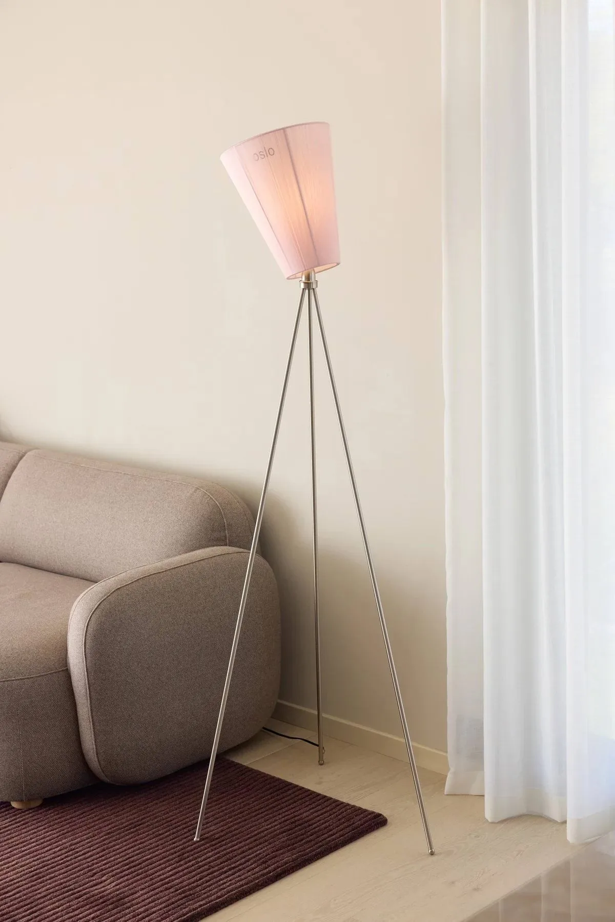 Oslo wood lattiavalaisimen varjostin limited edition, Muted pink Northern