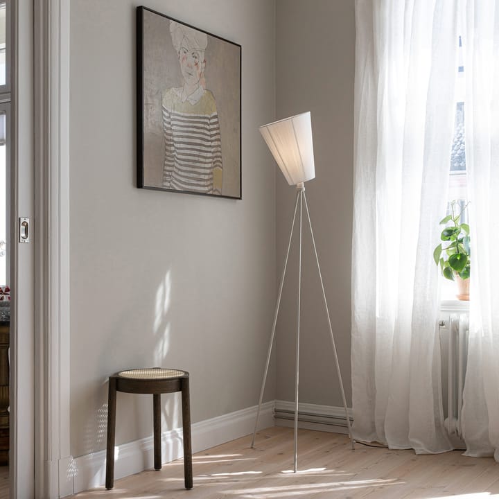 Oslo Wood lattiavalaisin statiivi, Mattavalkoinen Northern