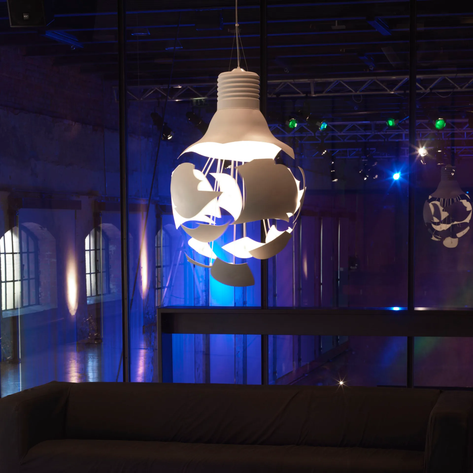 Scheisse riippuvalaisin, valkoinen matta Northern