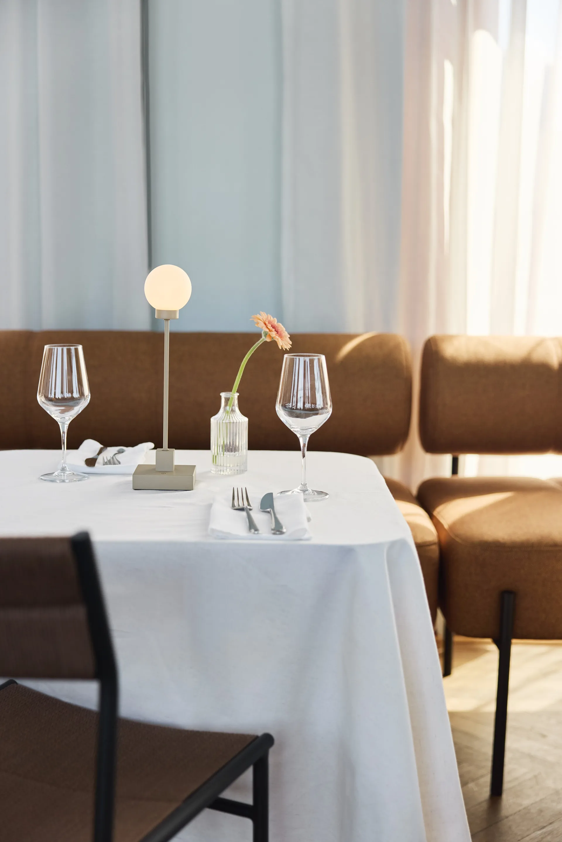 Snowball kannettava lamppu 33 cm, Harmaa beige Northern