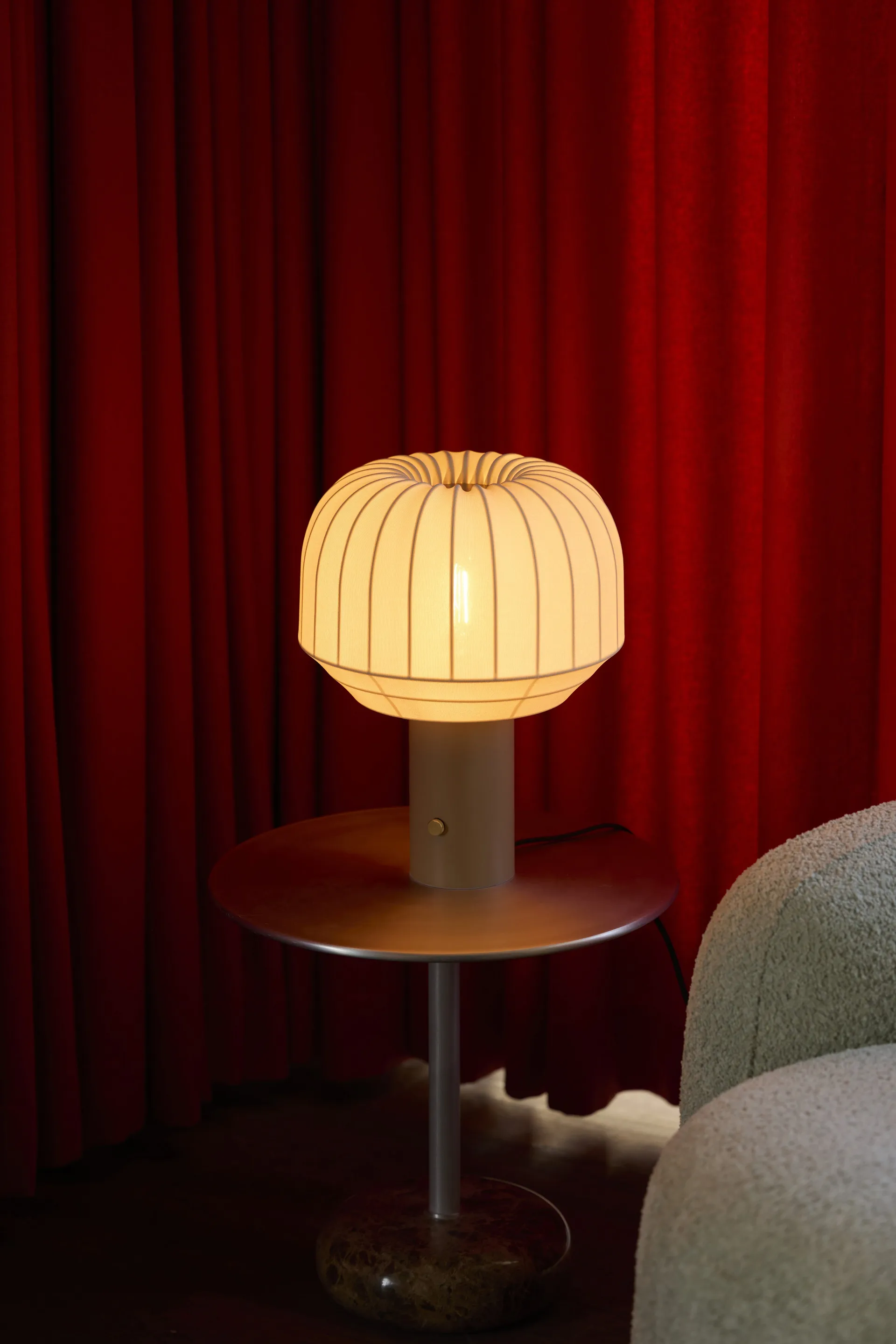 Tradition pöytälamppu 39 cm, Valkoinen Northern