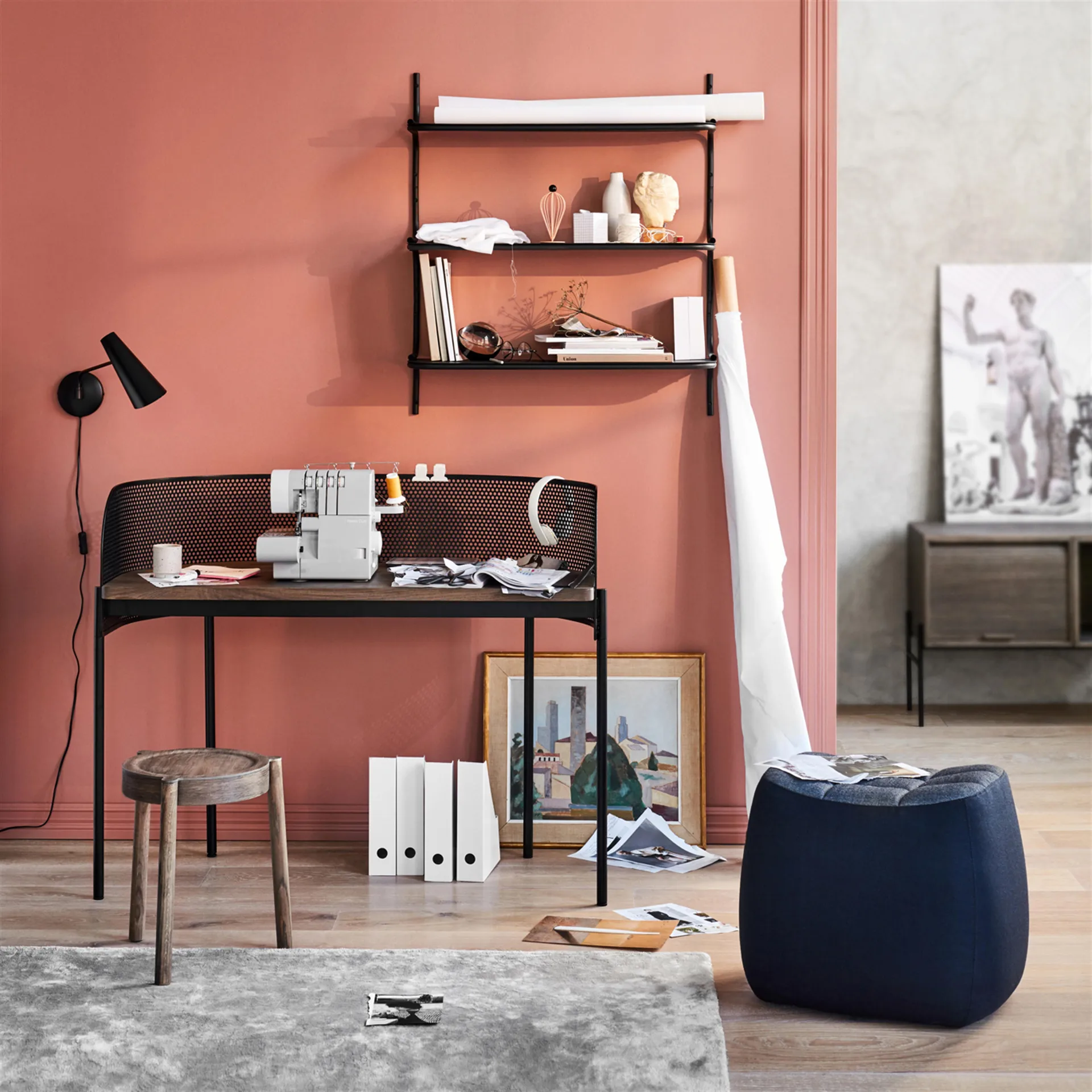 Wired seinähylly, musta Northern