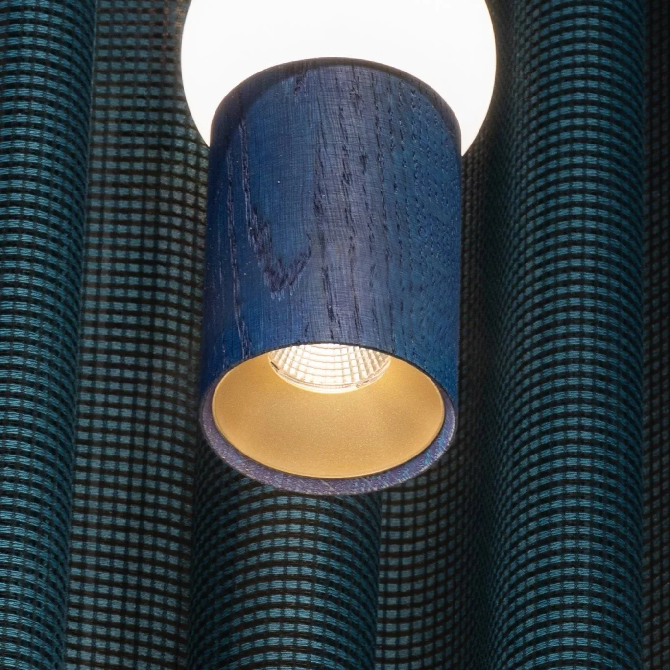 Lightbone riippuvalaisin, Pieni 24 cm, blue oak Oblure