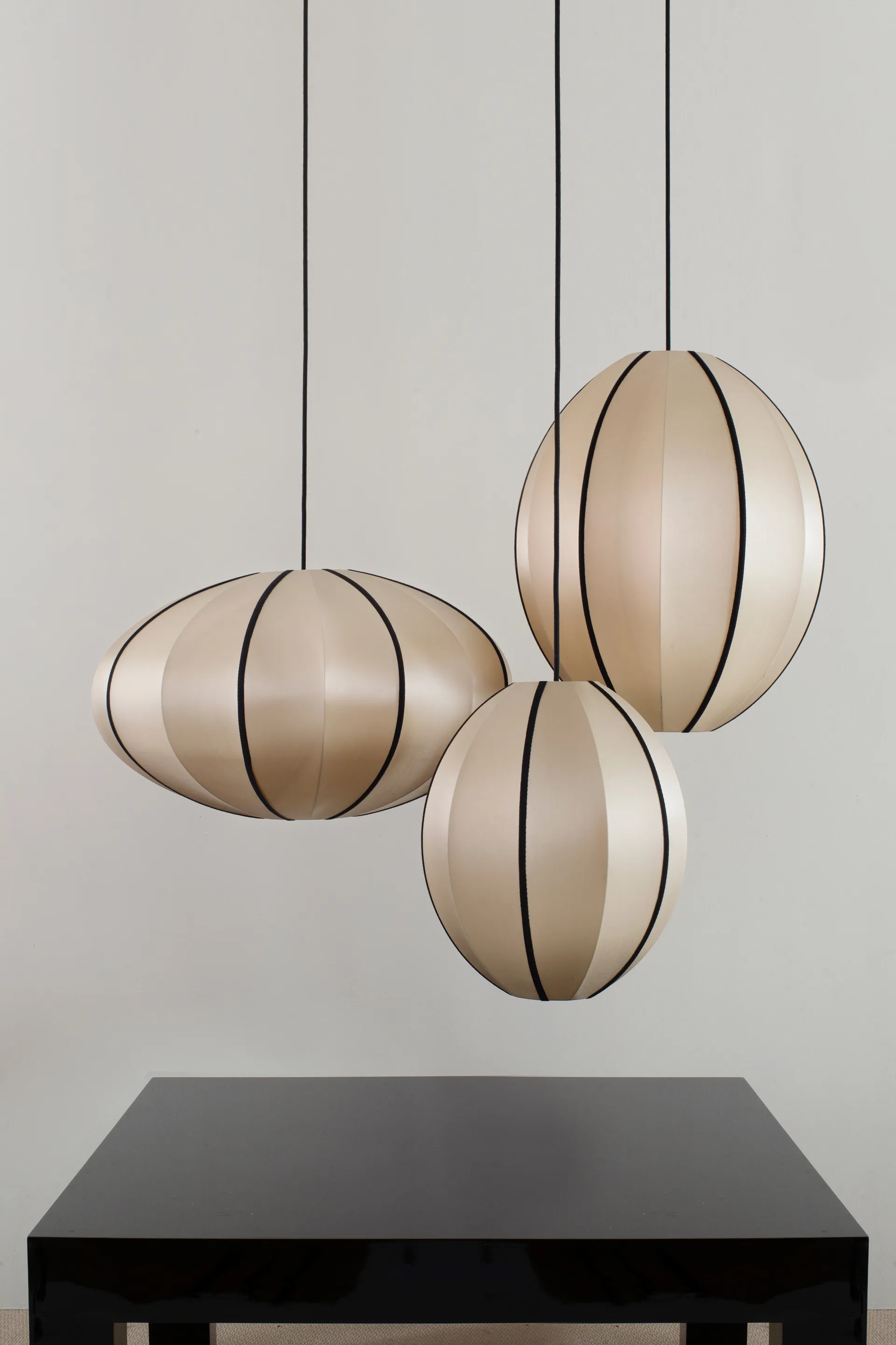 Indochina Classic Pumpkin lampunvarjostin, Kit-black Oi Soi Oi