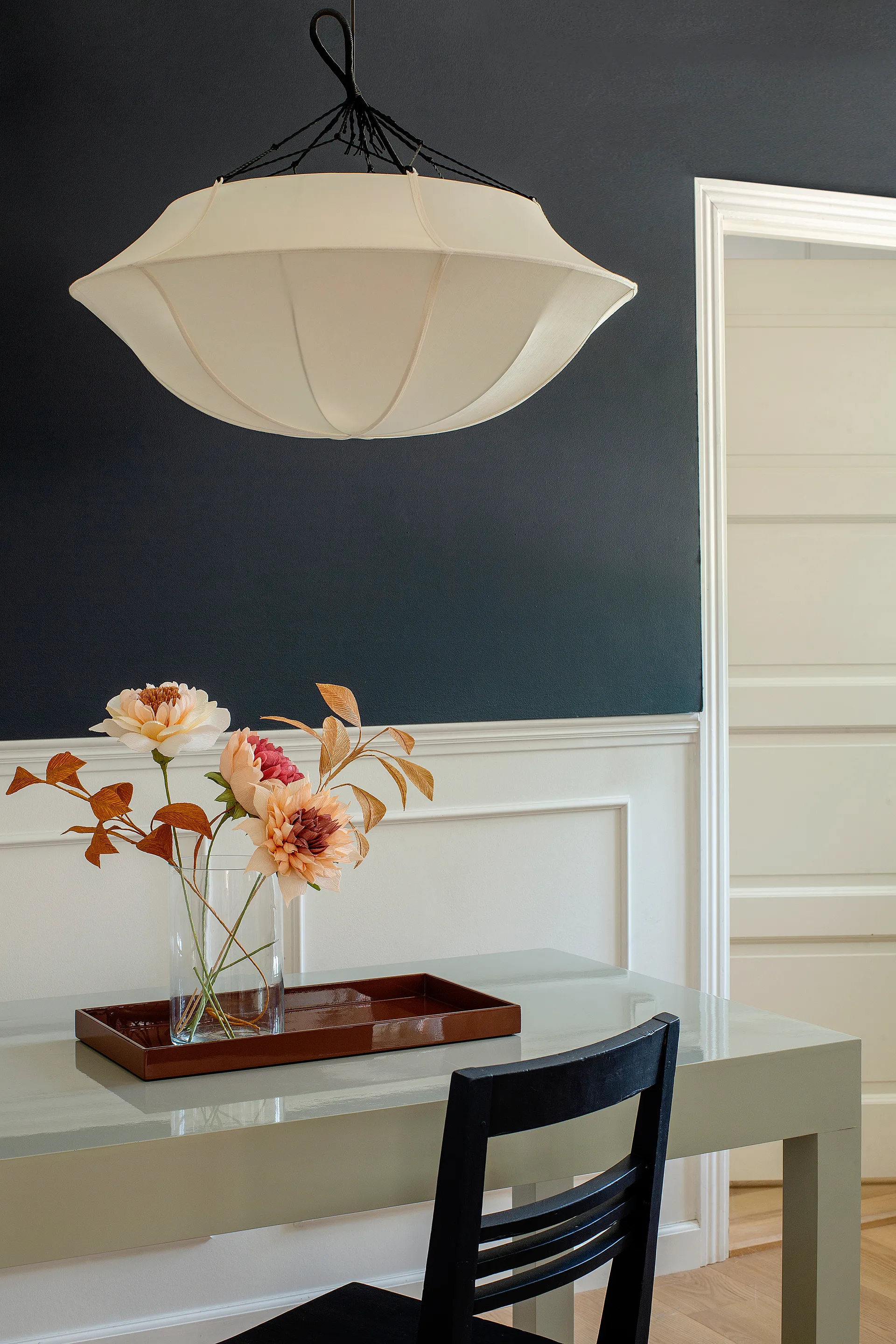 Indochina Classic Umbrella kattovalaisin, Offwhite Oi Soi Oi