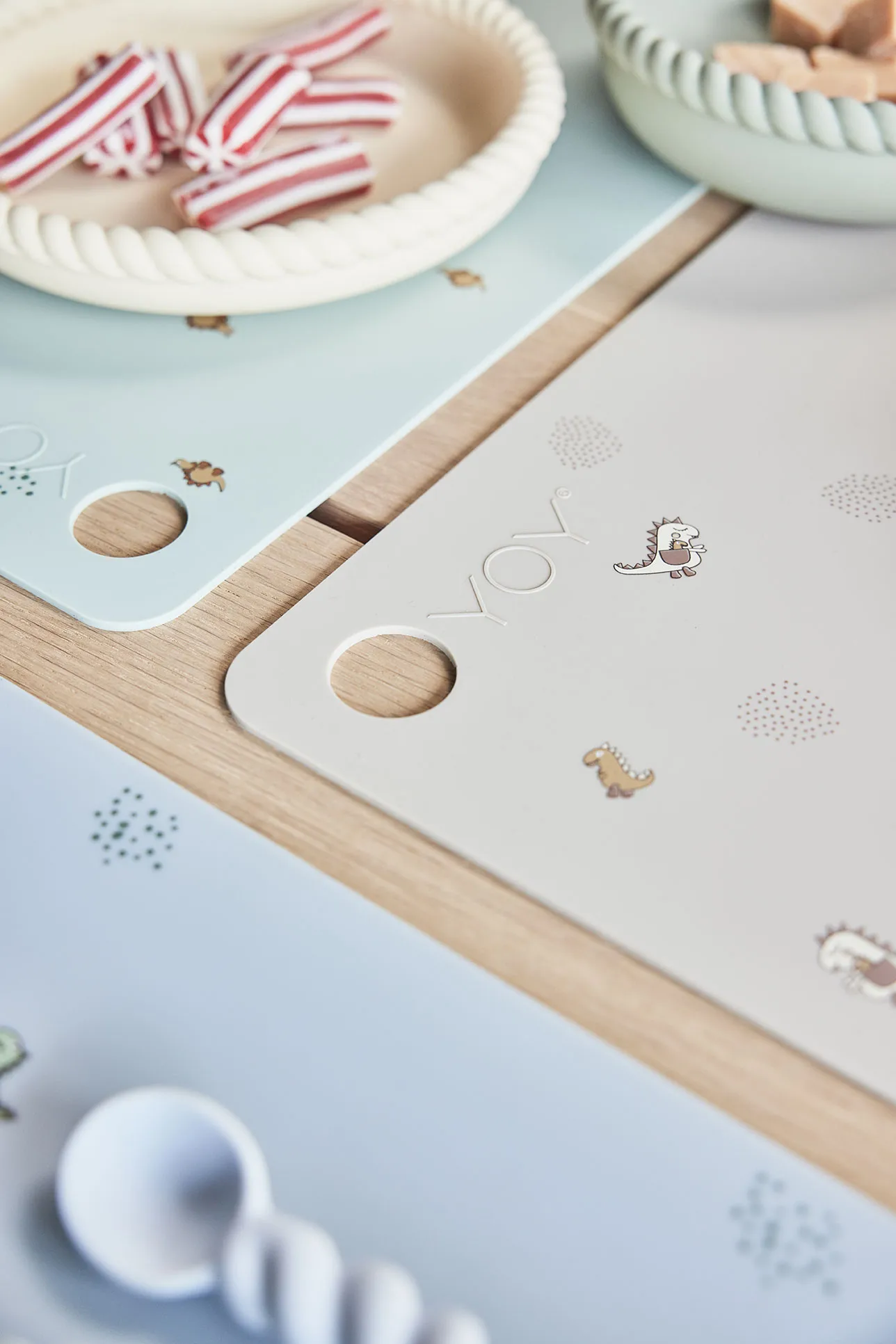 Billy Dino pöytätabletti 34x45 cm, Vaaleanvihreä OYOY