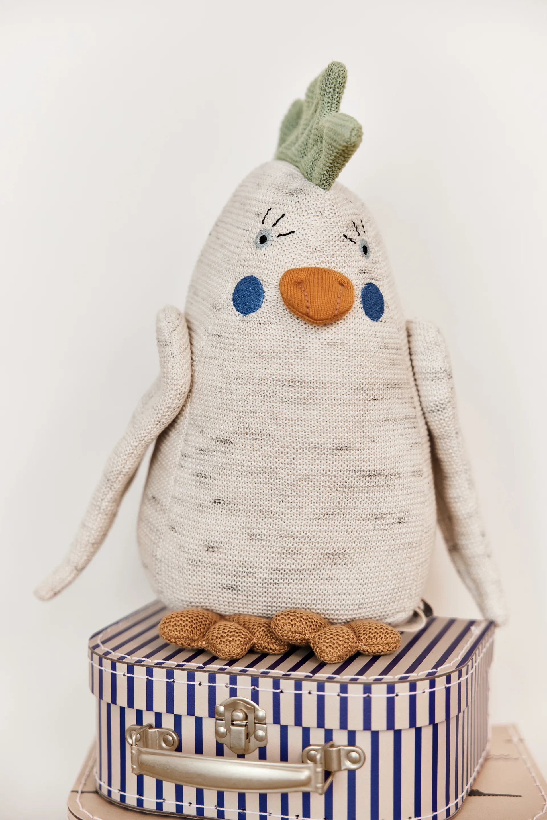 Kai undulaatti pehmolelu, Offwhite-light mint OYOY