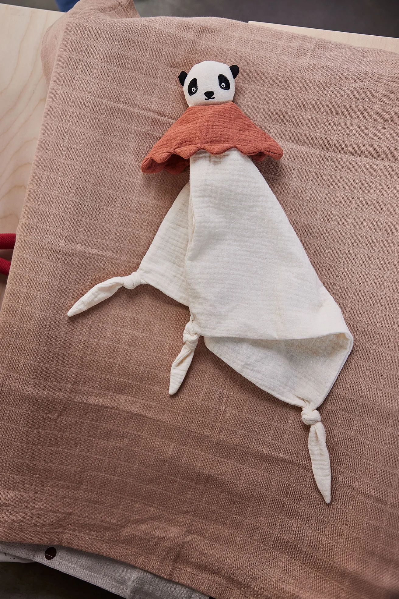 Lun Lun Panda pehmopeitto 40x40 cm, Offwhite OYOY