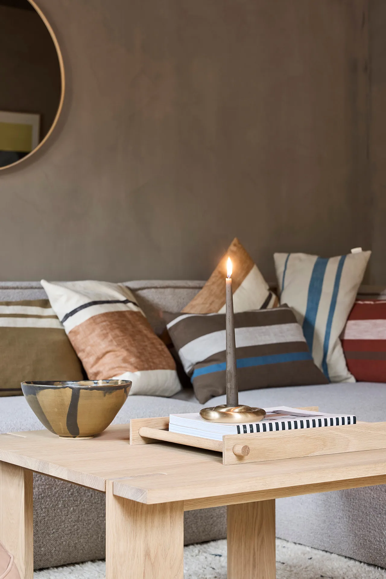 Pieni tarjotin large 34x46 cm, Cherry Red OYOY