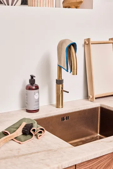 Pieni tarjotin small 23,5x36,5 cm - Clay - OYOY