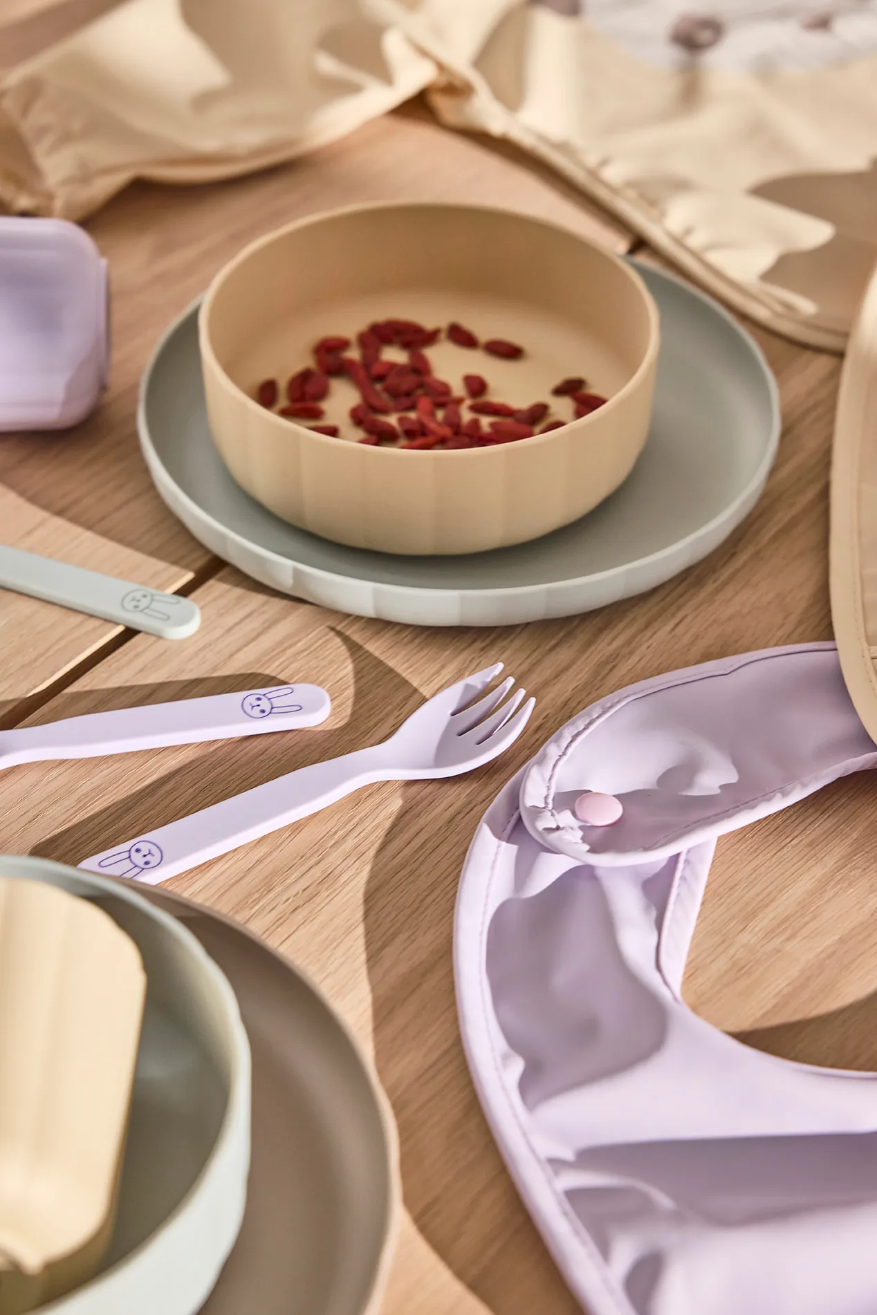 Pullo servissetti 3 osaa, Pale mint-vanilla-lavender OYOY