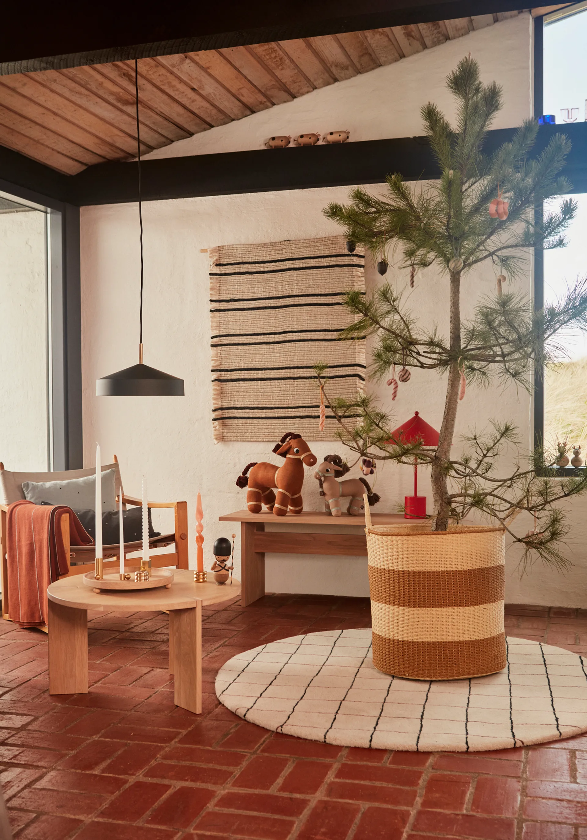 Putki seinäkoriste 80x100 cm, Offwhite-black OYOY