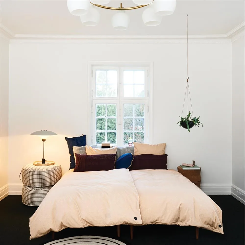 Sit on me istuintyyny, pyöreä valkoinen OYOY