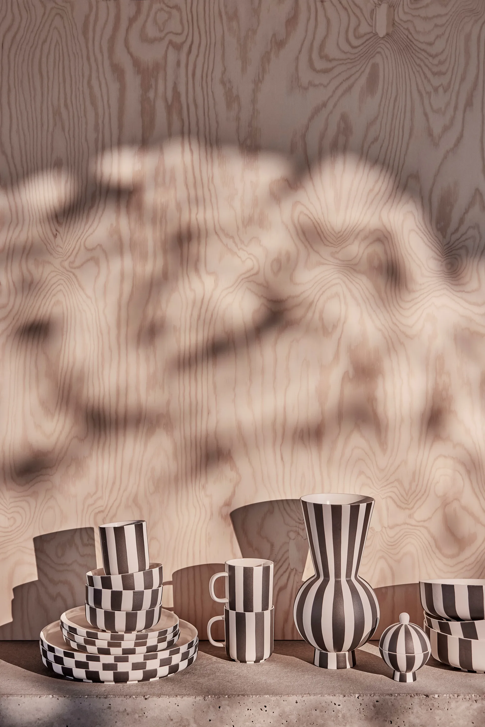 Toppu ruukku Ø8 cm, Black-white OYOY