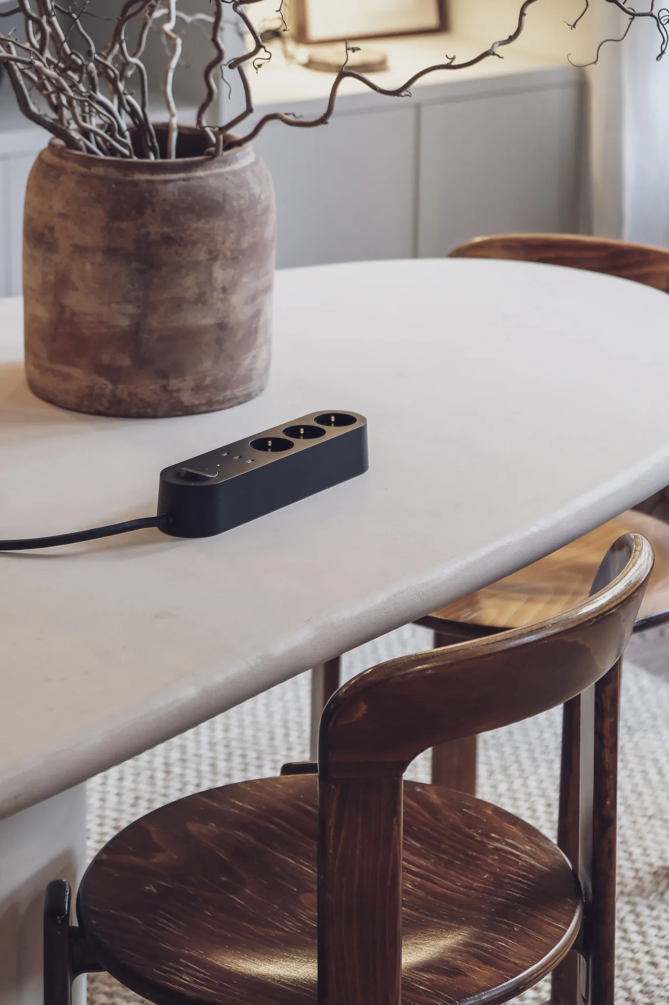 Alma Power Bar jatkojohto, Midwinter black palett3