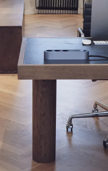 Edgar Power Bar jatkojohto - Satiinialumiini - palett3