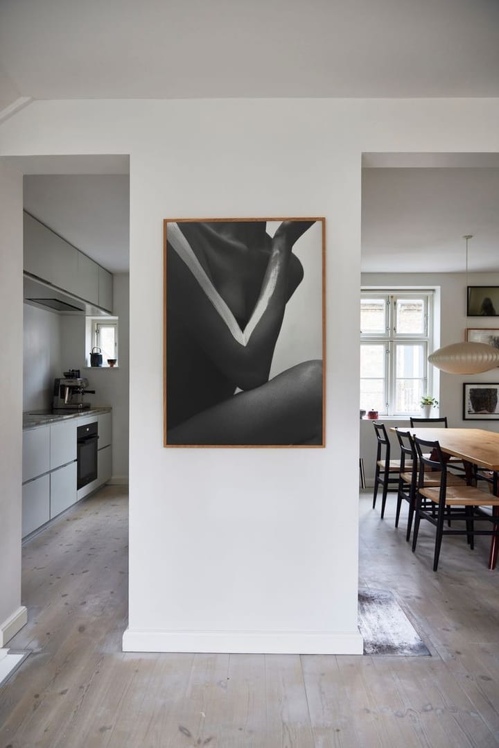 V juliste, 30x40 cm Paper Collective