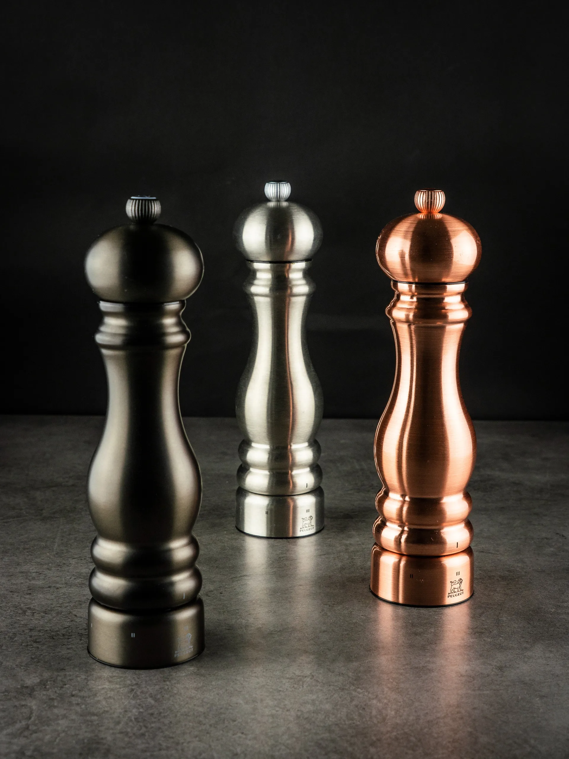 Paris Chef -pippurimylly 22 cm, Copper electroplating Peugeot