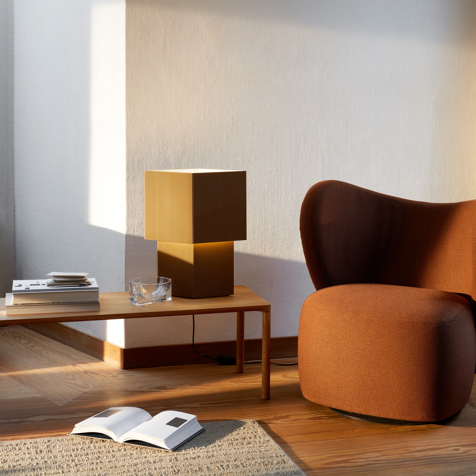 Romb 48 -pöytävalaisin, Cumin Pholc