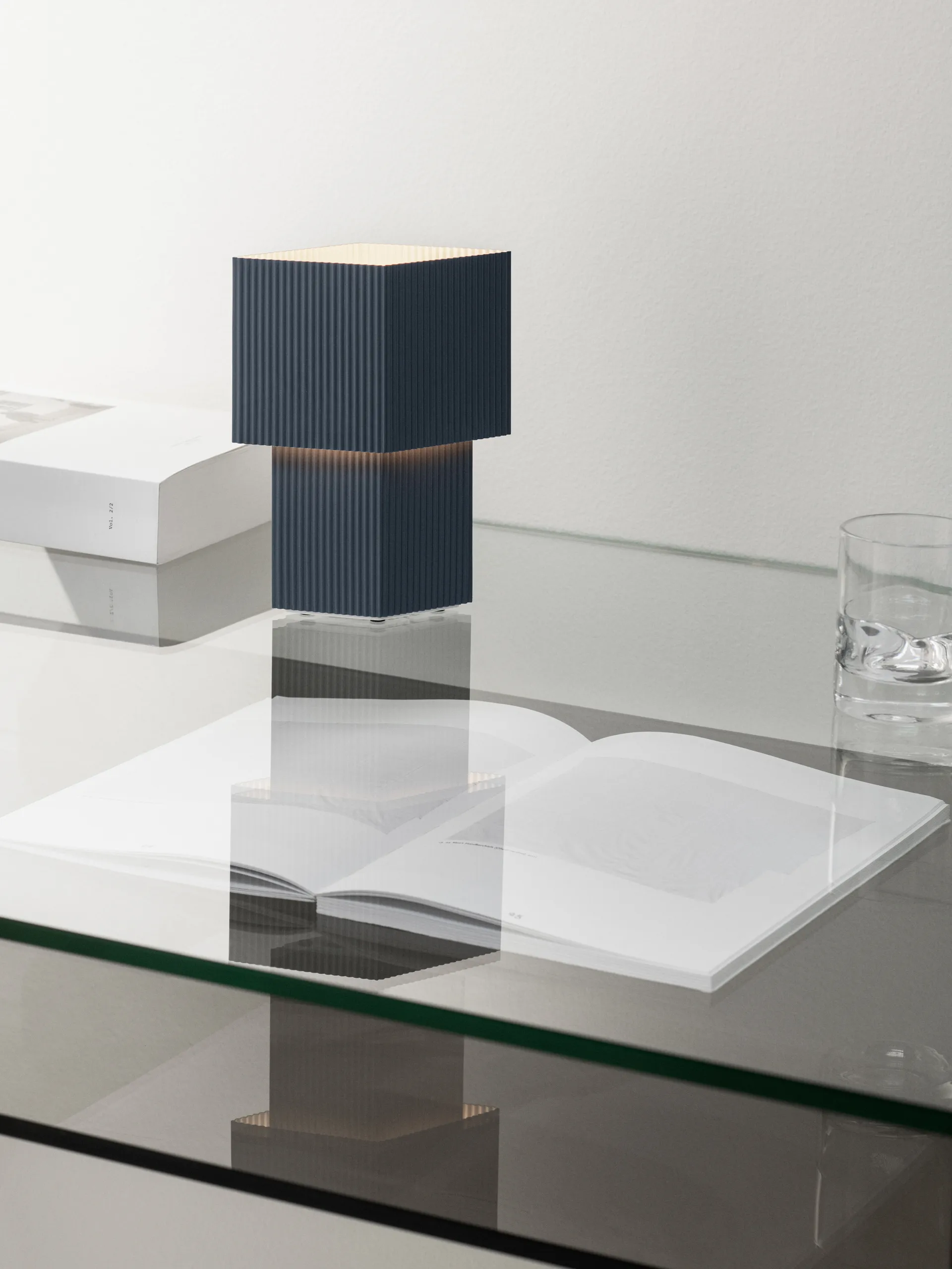 Romb Mini kannettava -pöytävalaisin 19 cm, Blue stone Pholc