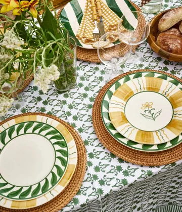 Classic Rattan pöytätabletti - Natural, 33 cm - Pick a Poppy