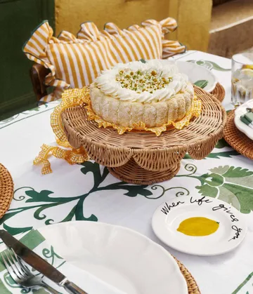 Scallop Cake tarjoiluvati - Natural, 30x12 cm - Pick a Poppy