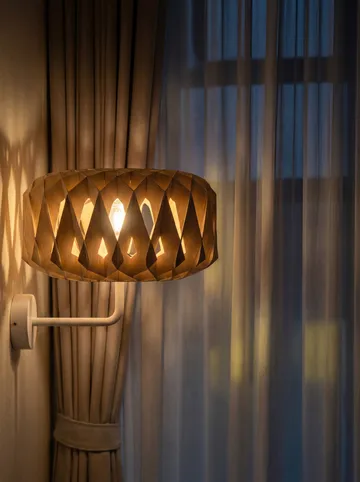 Signature 25 seinälamppu - Koivu, Ø28×15,5 cm - Pilke