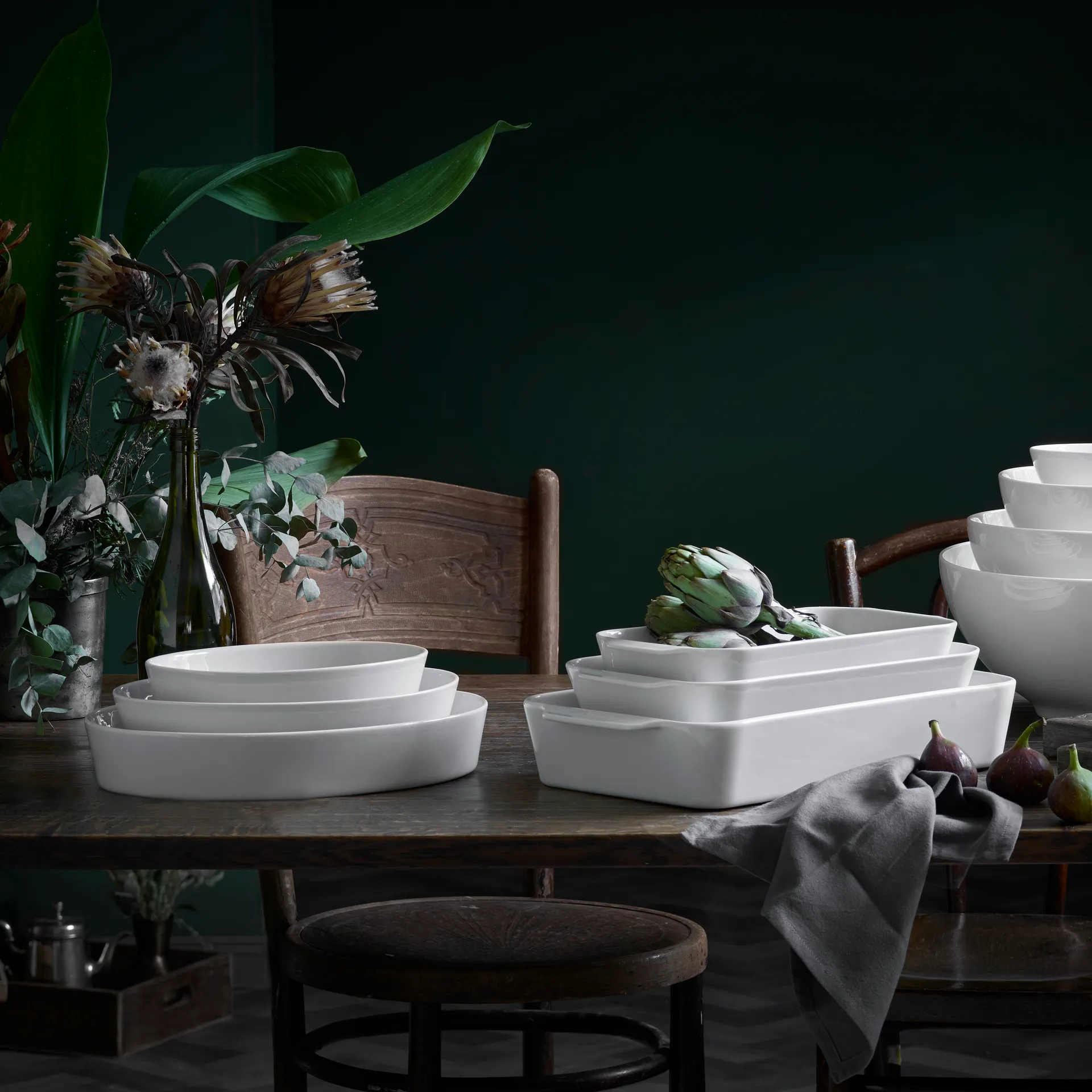 Pillivuyt-lautanen, ovaalinmuotoinen, Suuri Pillivuyt