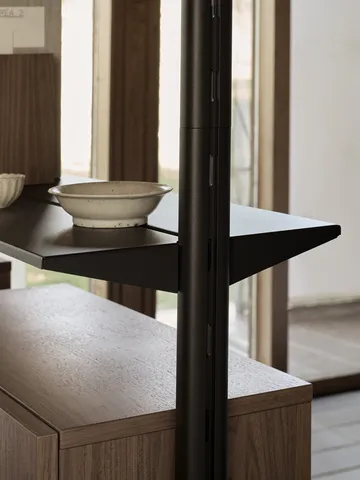 Pira G2 hyllyjärjestelmä F C A Black/Walnut 240–247 cm - Pira