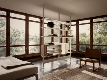 Pira vitriinikaappi - Vaalea tammi–uurrettu lasi, 70×31 cm, 4 ovea - Pira