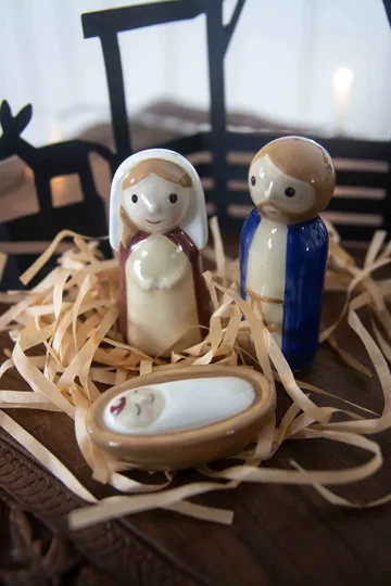 Crib family keramiikkakruppu 3 osaa - Jeesus, Joosef ja Maria - Pluto Design